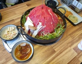 쌍용역나사렛대맛집 산처럼 쌓아올린 청담물갈비 천안쌍용점