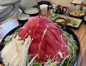 청담물갈비ᰔ  맛있다맛있다!! 저녁에 가면 술안주로 딱???? 볶음밥까지 필수로!!